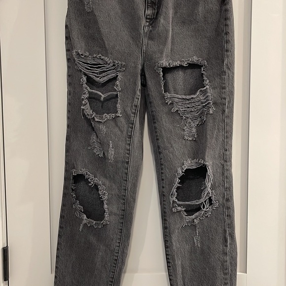 NEW BDG UO Grunge High Rise Mom Distressed Jeans Black Grey 25 goth y2k - Picture 7 of 13
